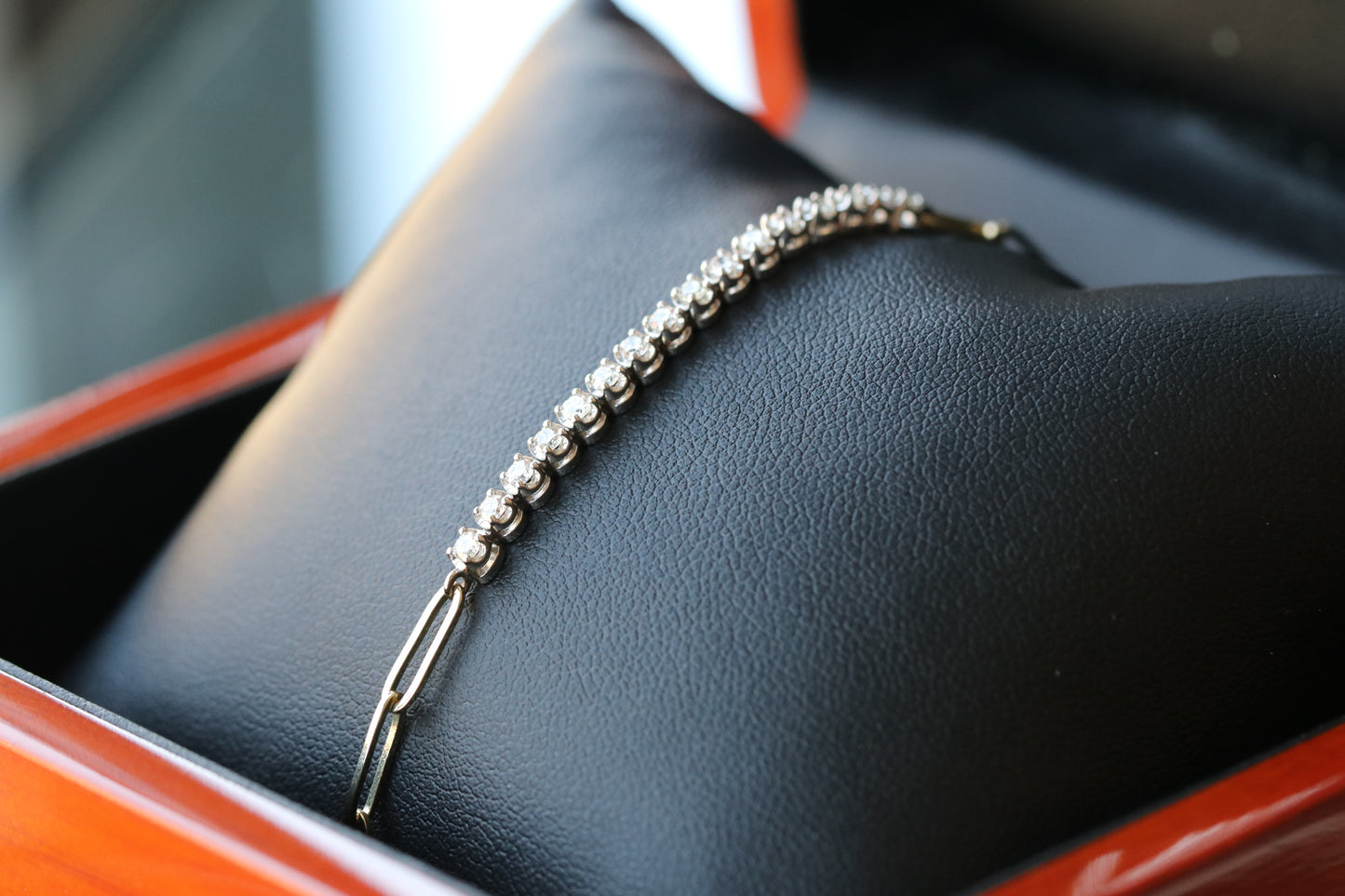 Round Diamond PaperClip Chain Bracelet in 14kt Gold