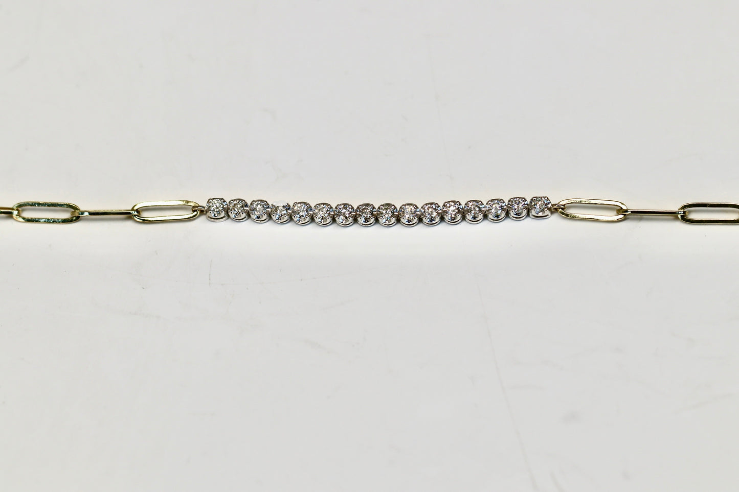 Round Diamond PaperClip Chain Bracelet in 14kt Gold