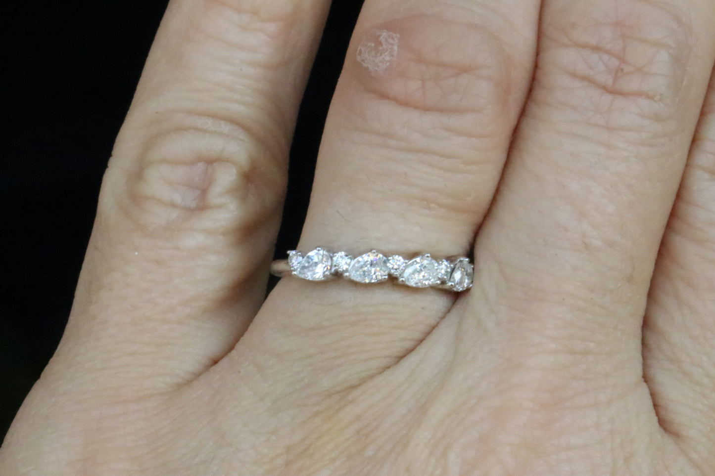 Alternating Pear and Diamond Band