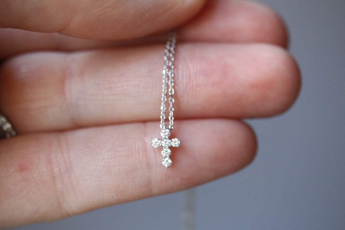 Small cross necklace diamond Outlet