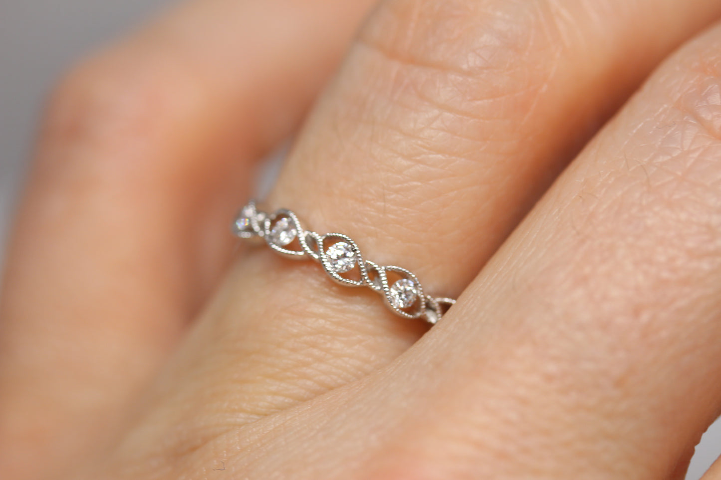 Unique Wave Diamond Stackable