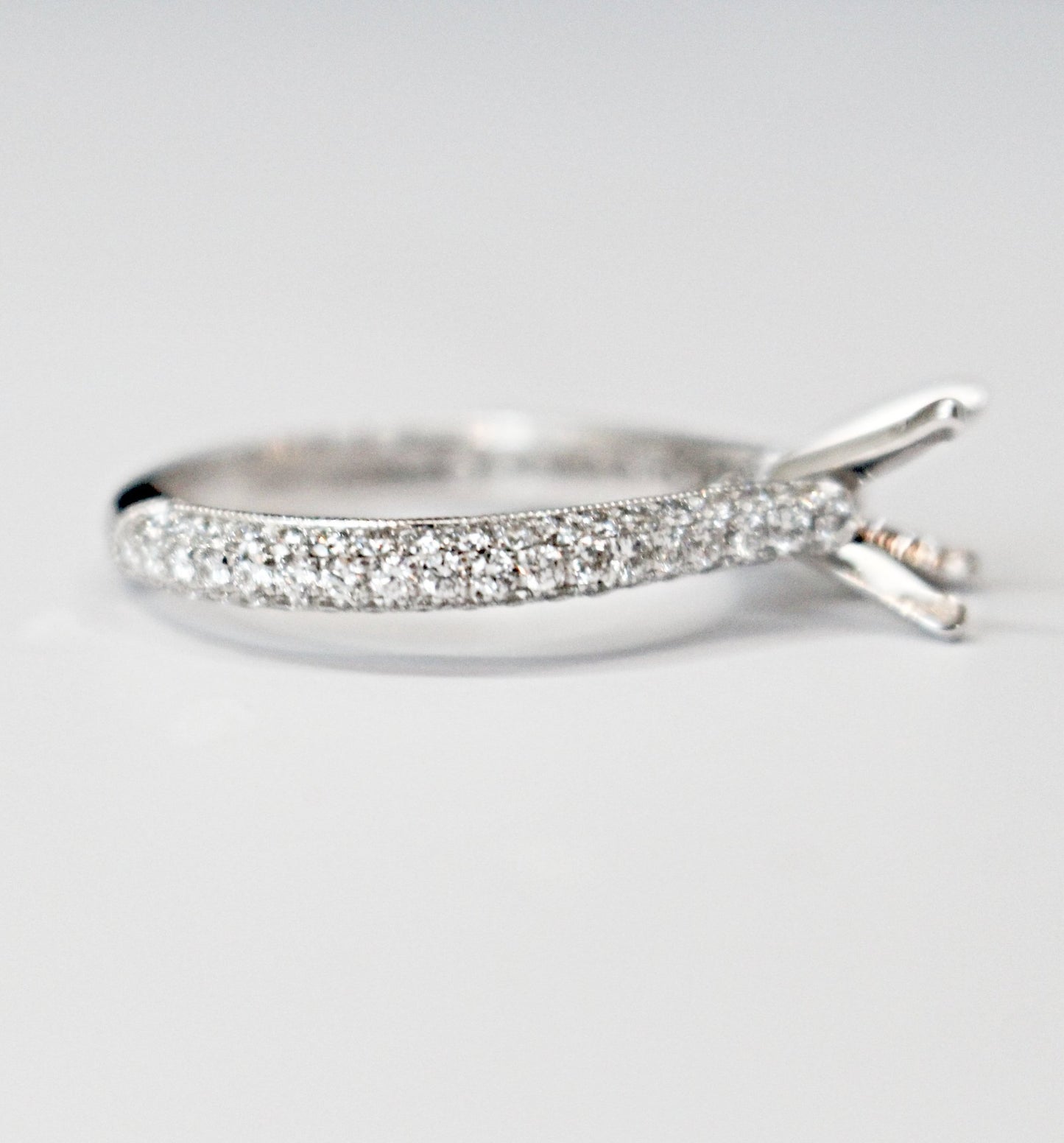 Diamondaire Diamond Pave Engagement Ring in 14kt White Gold