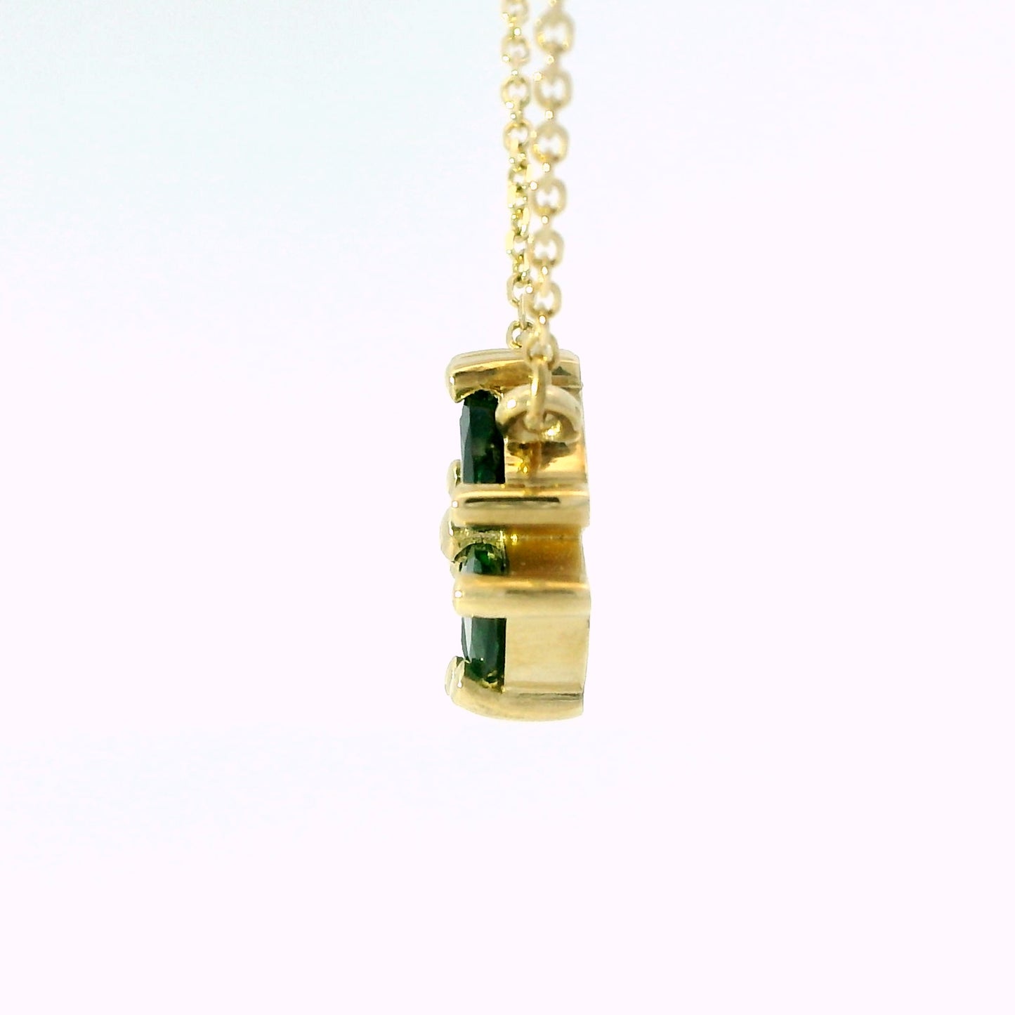 14K Yellow Gold Green Garnet Four Leaf Clover Pendant Necklace