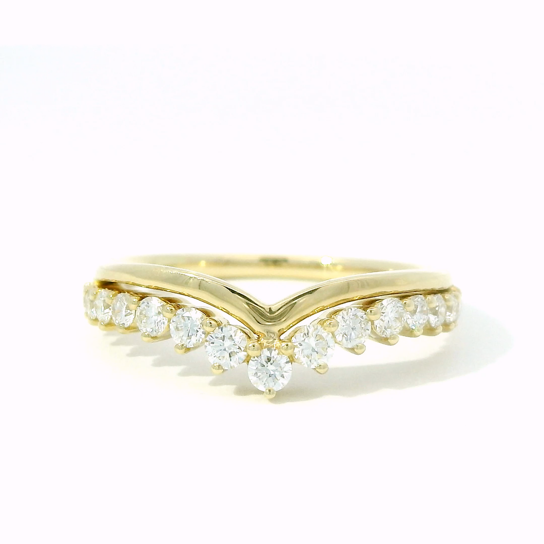14K Yellow Gold Chevron Diamond Wedding Band – Natural Diamond V-Shaped Ring