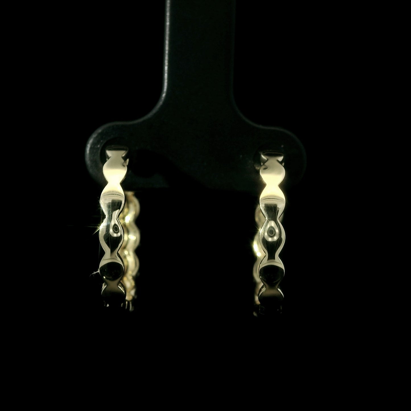 14K Yellow Gold Petal-Edge Diamond Hoop Earrings