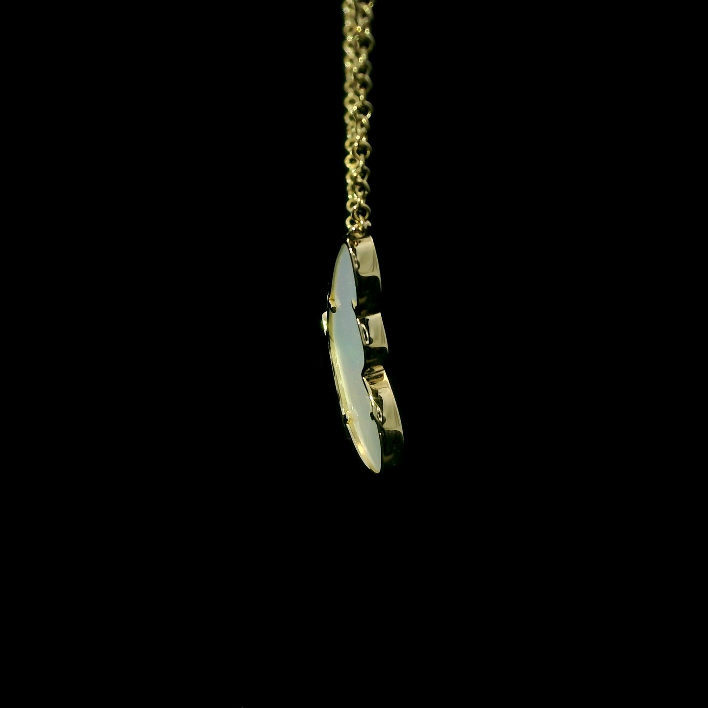 14K Yellow Gold Diamond and Mother-of-Pearl Butterfly