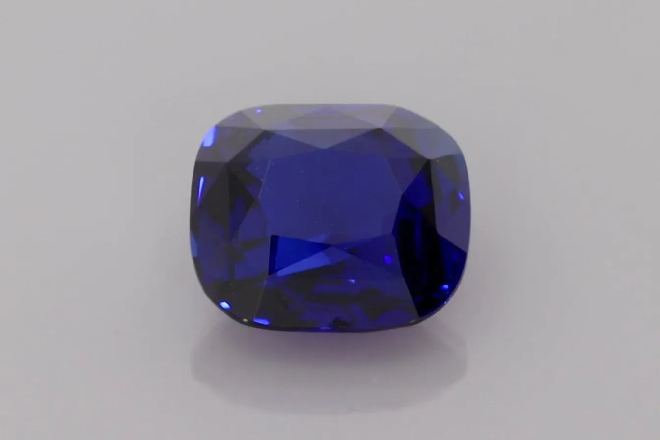 5.04ct Cushion Natural Sapphire (Colour Blue, Clarity Eye Clean, Cut Faceted)