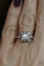 1930's Art Deco Platinum and Diamond Vintage Engagement Ring with a Round European Cut