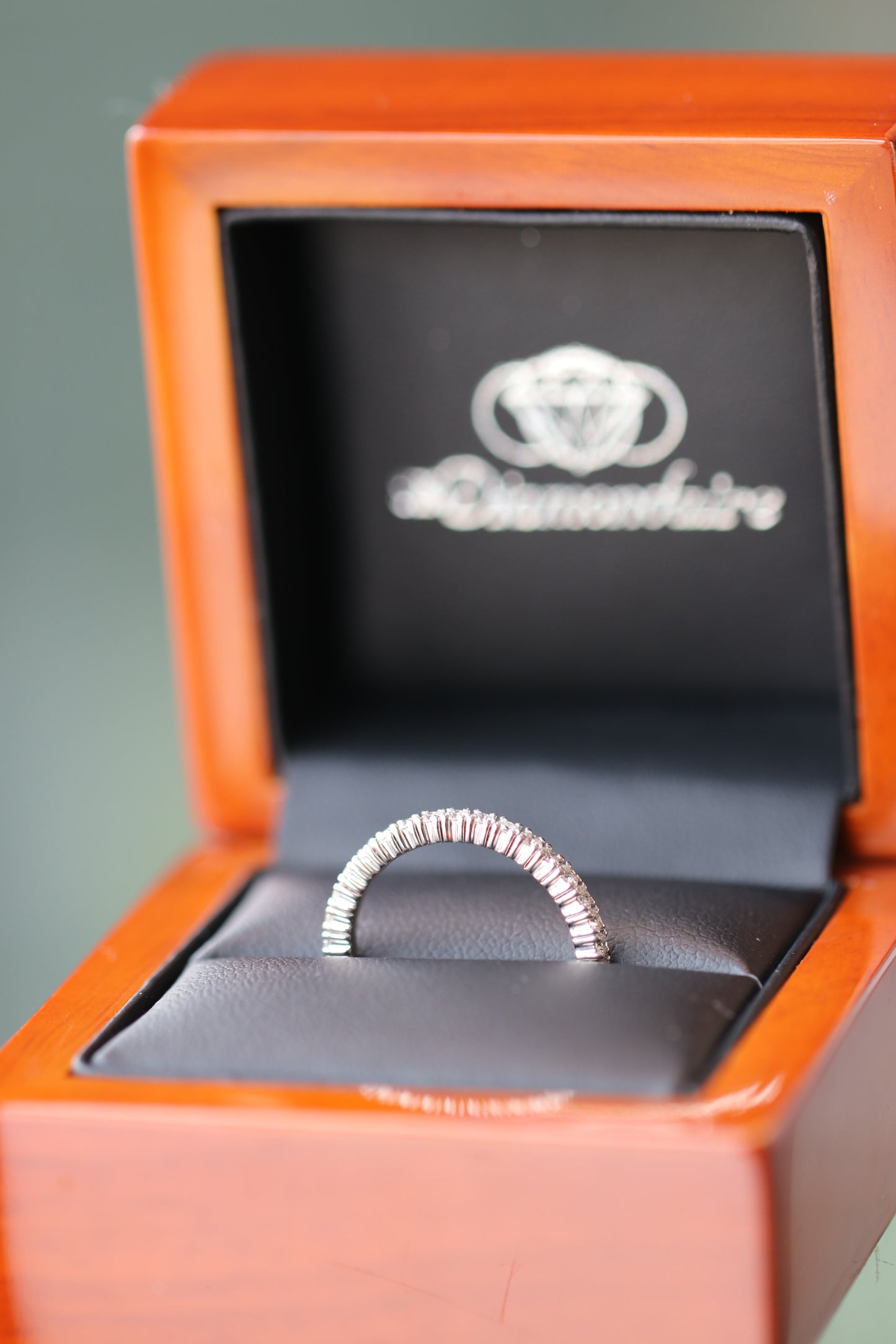 One-Size-Fits-All Flexible Diamond Band – White Gold & Natural Diamonds