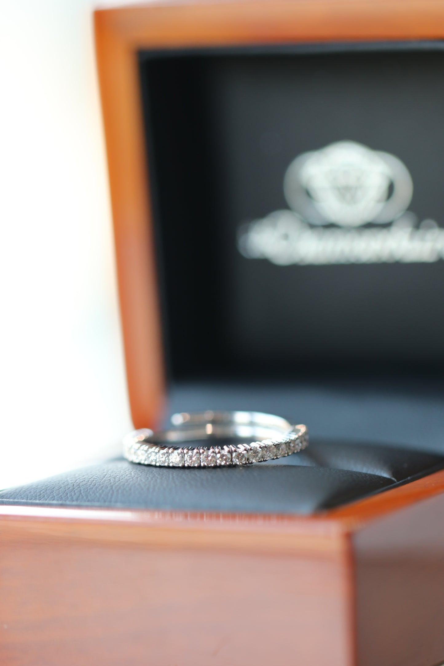 One-Size-Fits-All Flexible Diamond Band – White Gold & Natural Diamonds