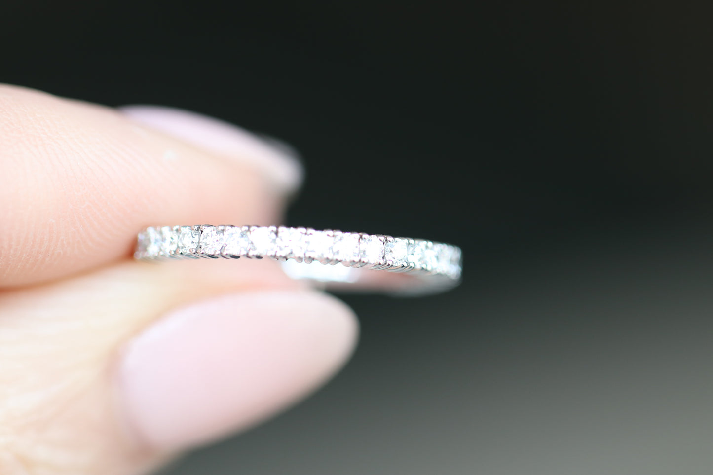 One-Size-Fits-All Flexible Diamond Band – White Gold & Natural Diamonds