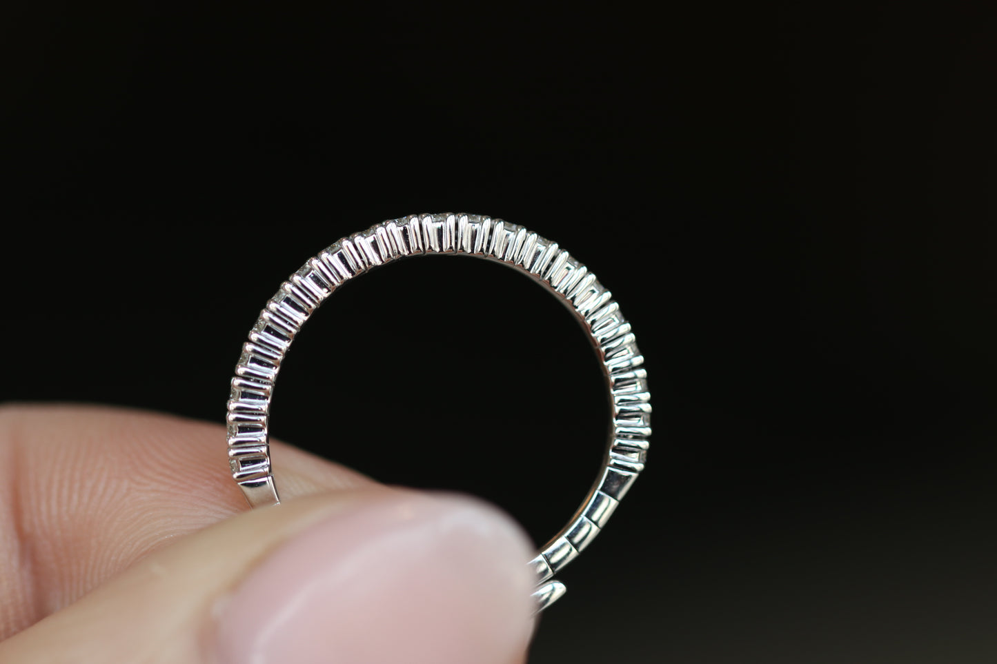 One-Size-Fits-All Flexible Diamond Band – White Gold & Natural Diamonds