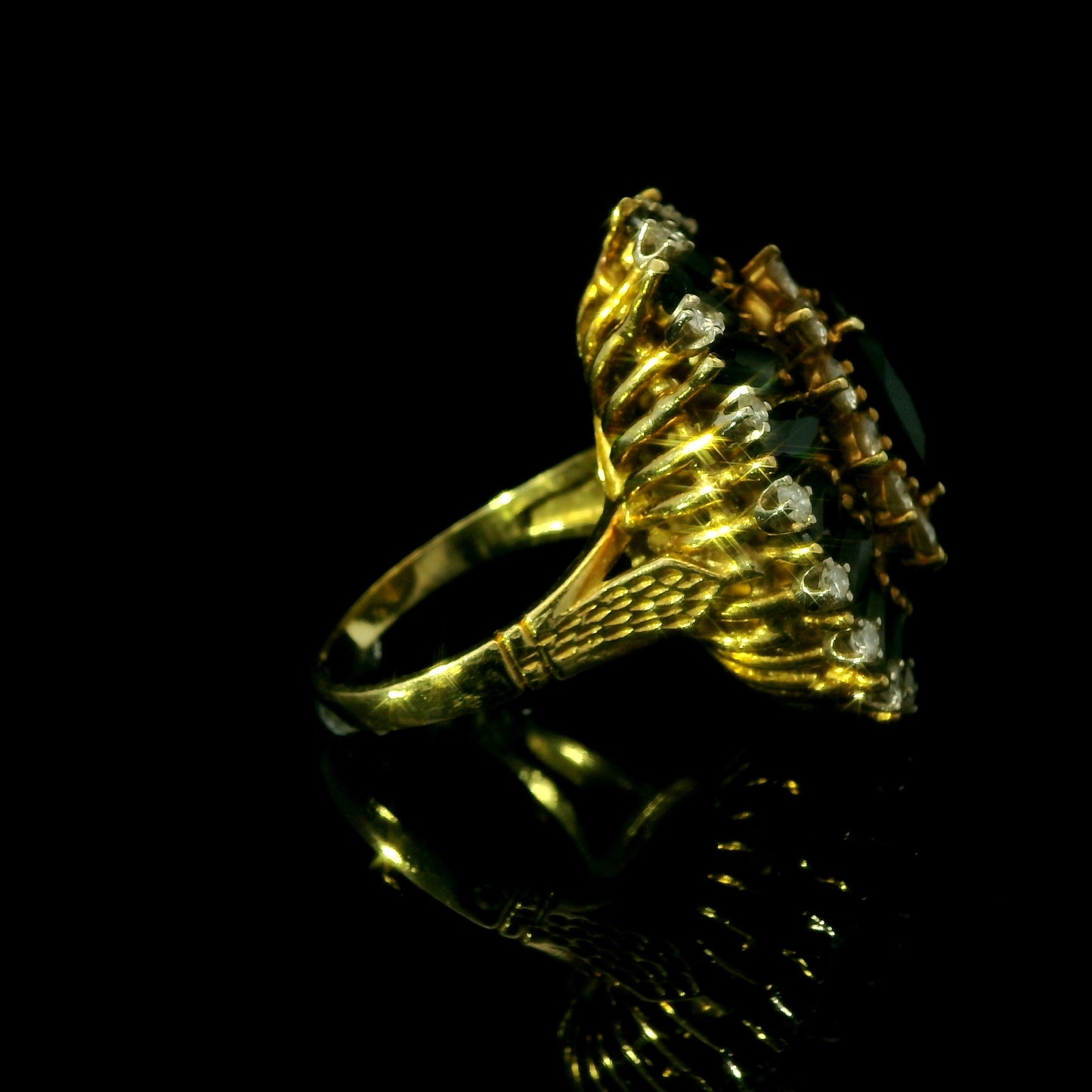 Cindy Royce 18K Gold Diamond & Green Tourmaline Statement Ring – Vintage Designer Cocktail Ring