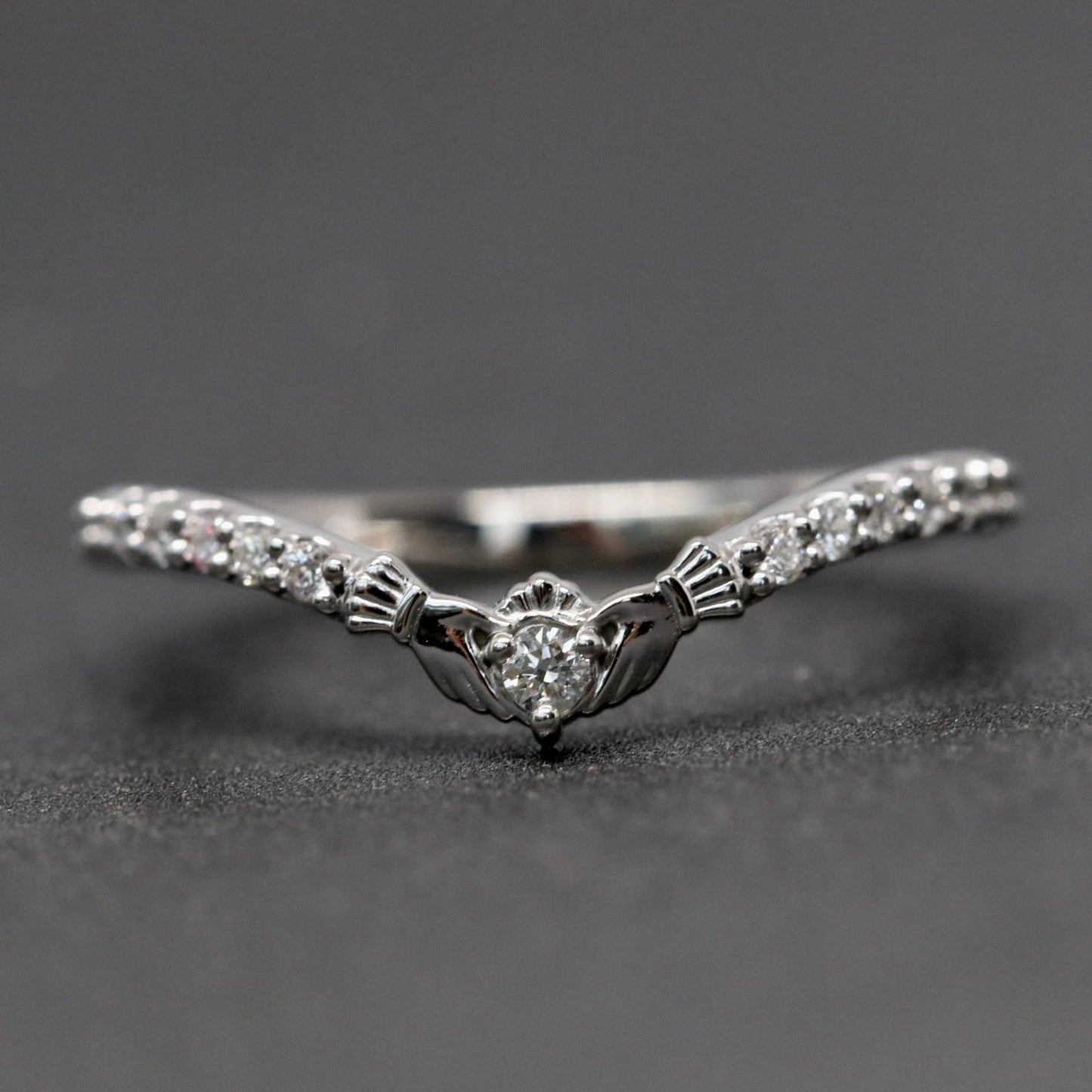 Diamond Claddagh Contour Band