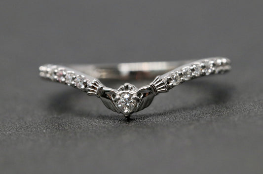 Diamond Claddagh Contour Band