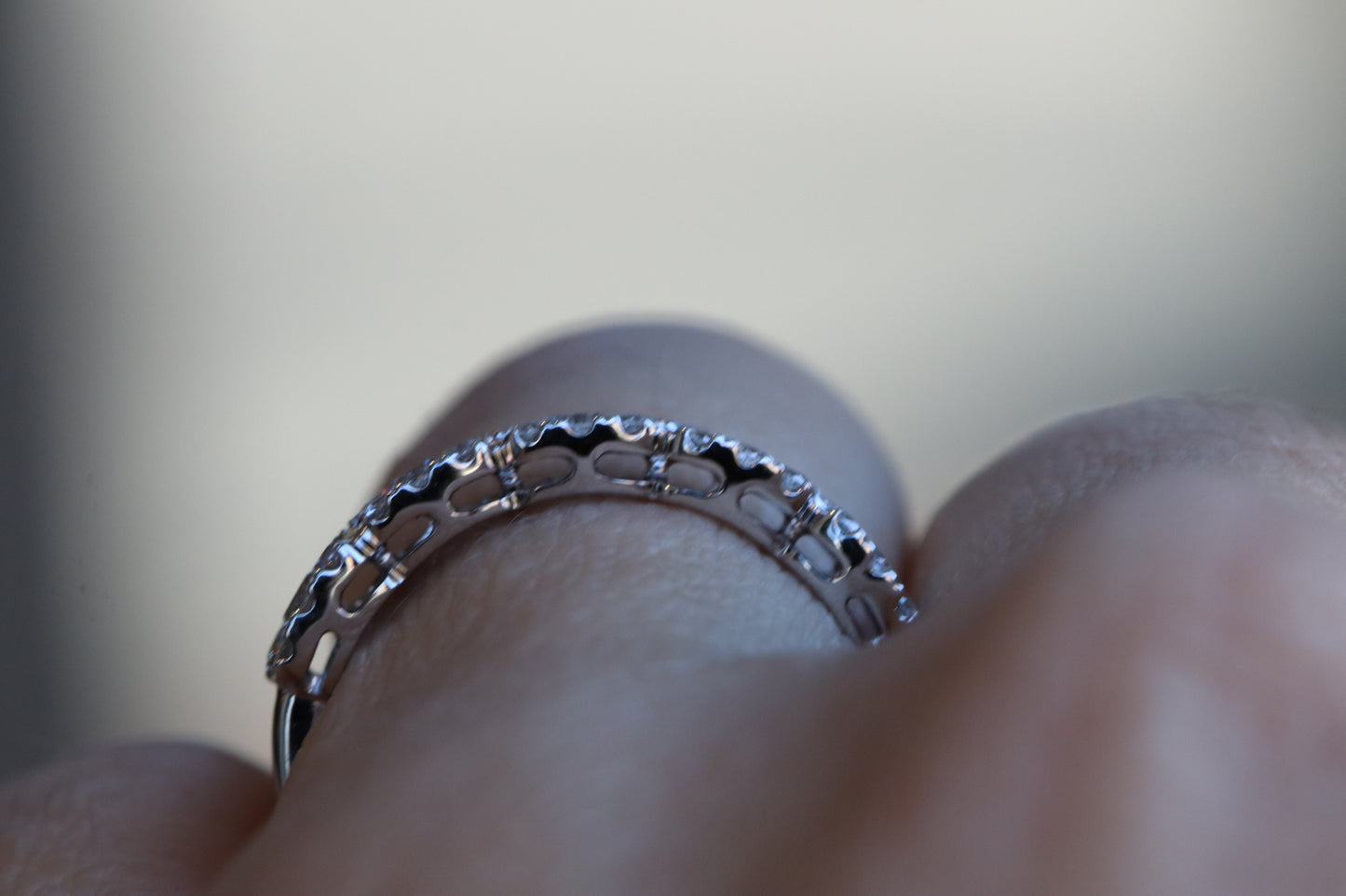 5 Stone Diamond Halo Cluster Band 0.77tcw in Solid 14kt Gold