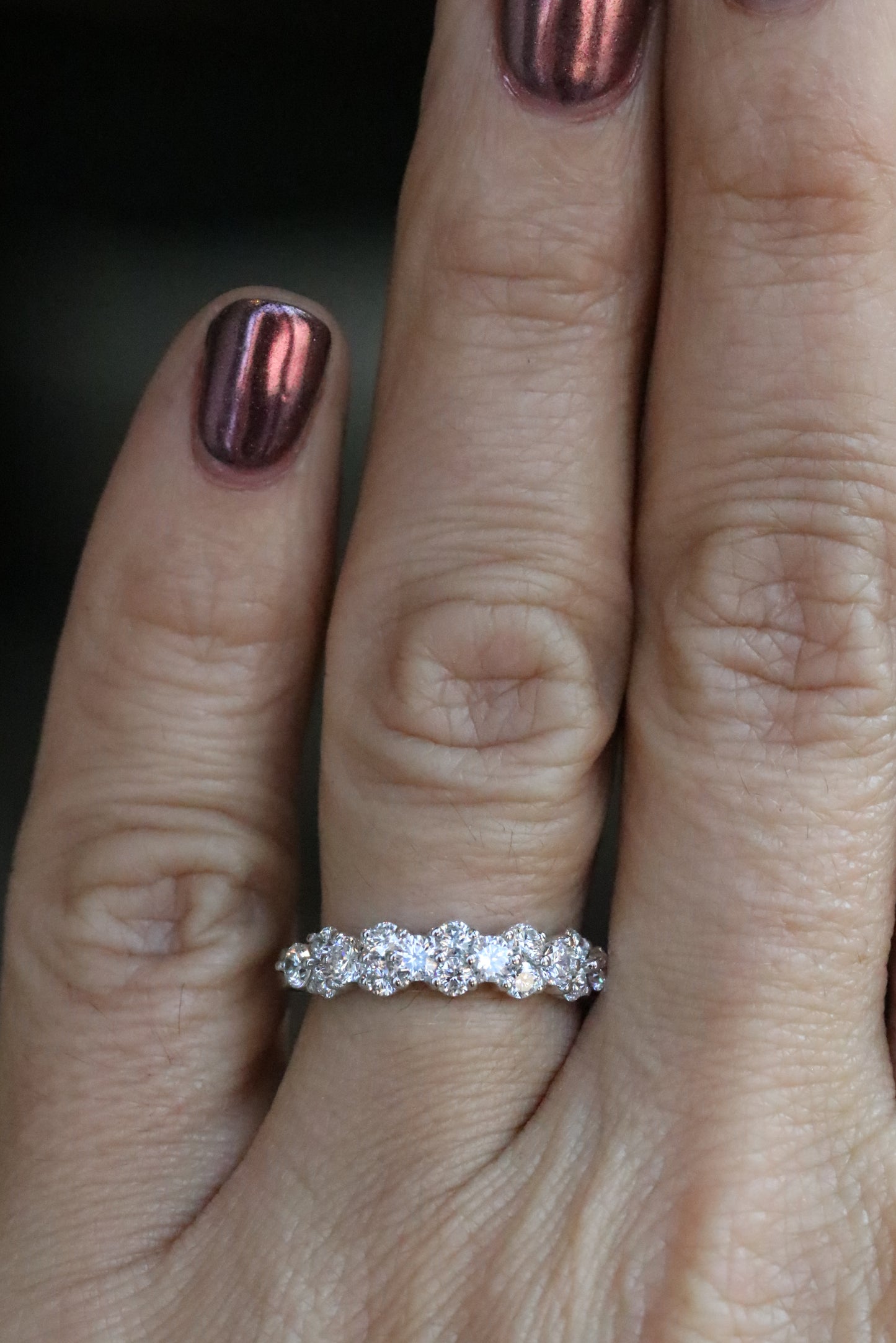 Cluster Scalloped Diamond Band