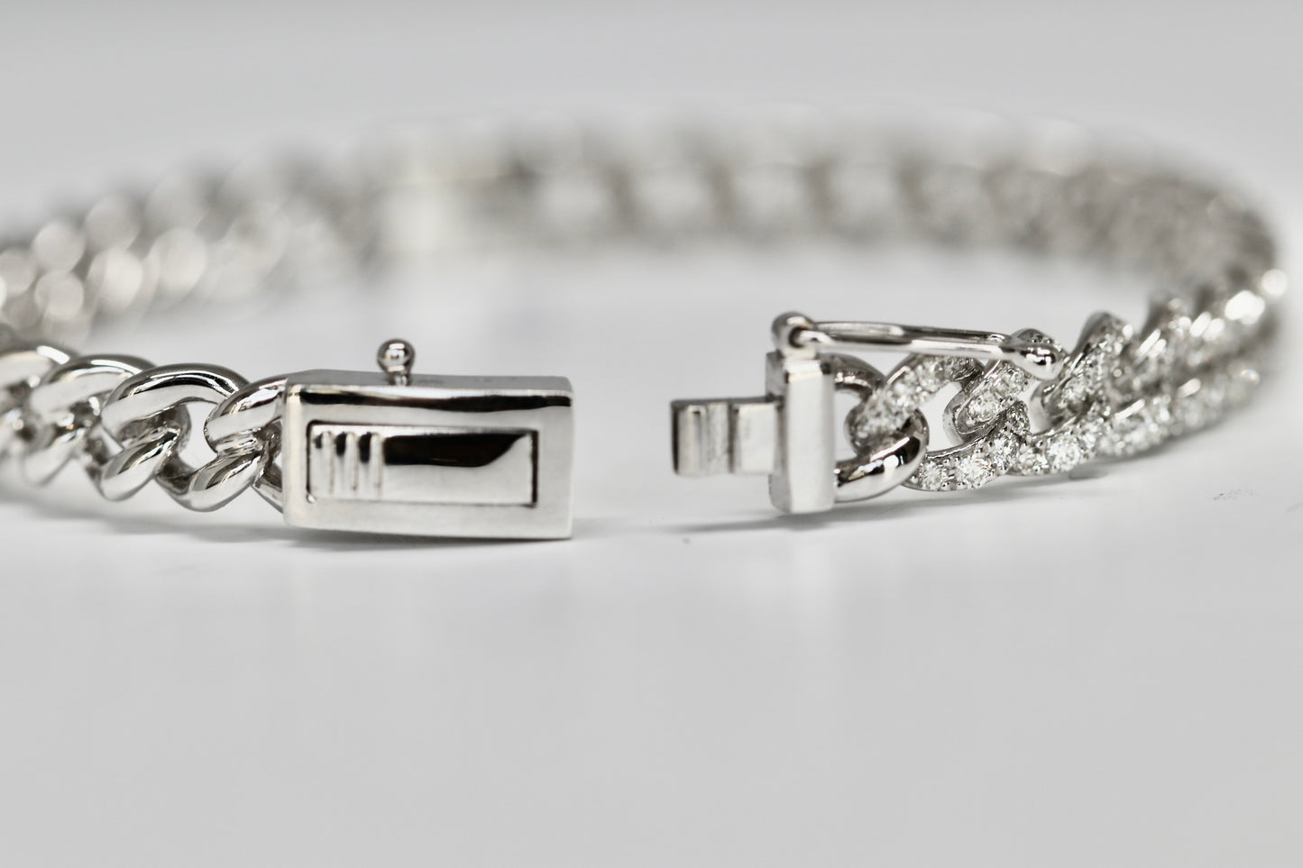 1.44ct Diamond Chain Link Bangle Solid 14k White Gold