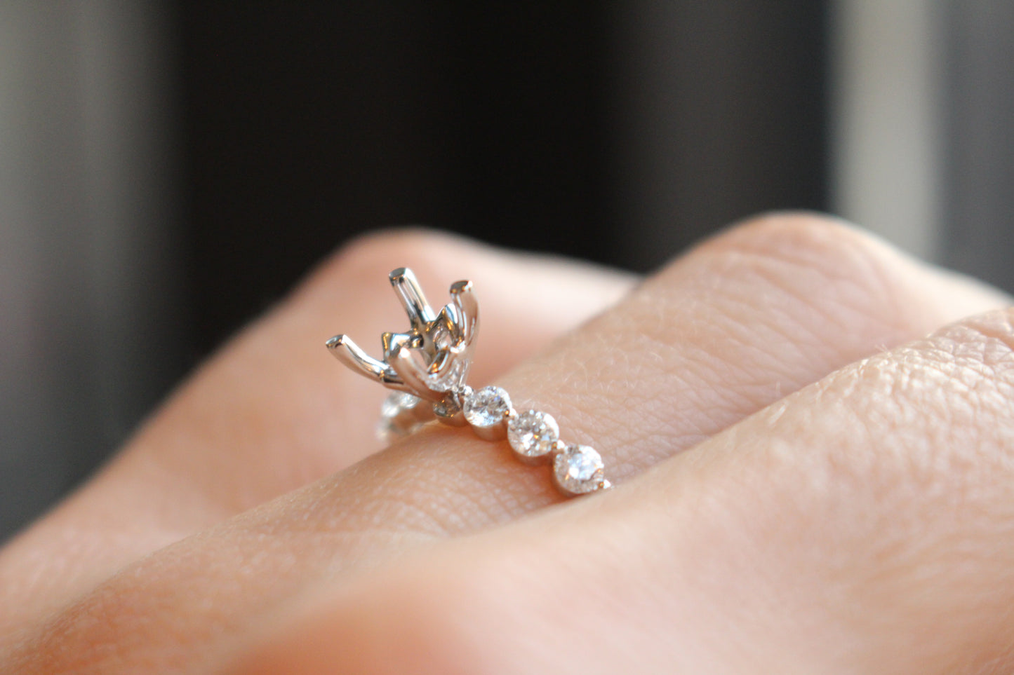 Diamondaire Scalloped Diamond Engagement Ring in 14kt White Gold