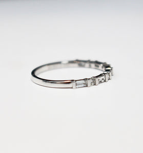 Baguette and Round Diamond Stackable in 18kt White Gold