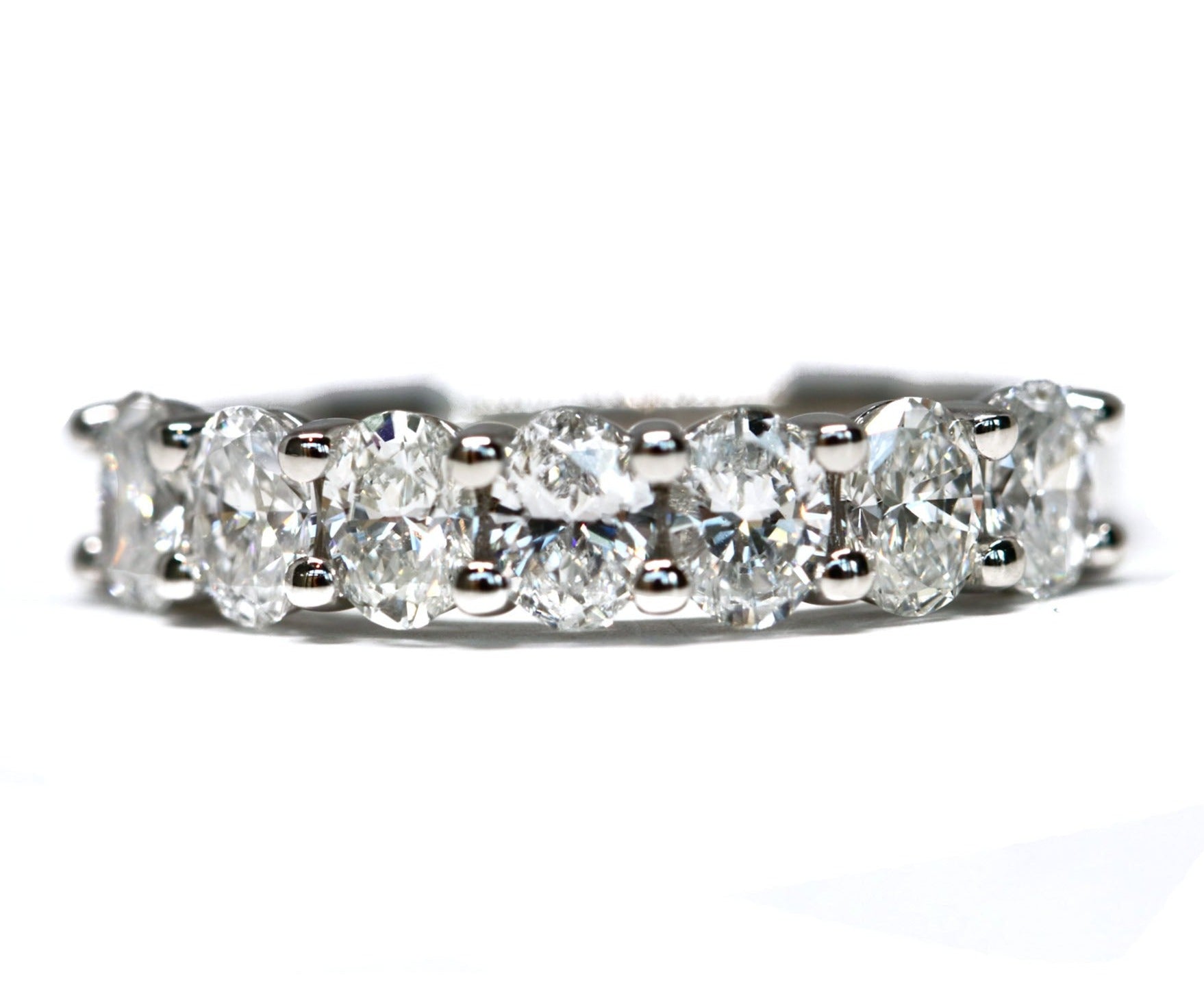 7 stone diamond Oval Cut Band