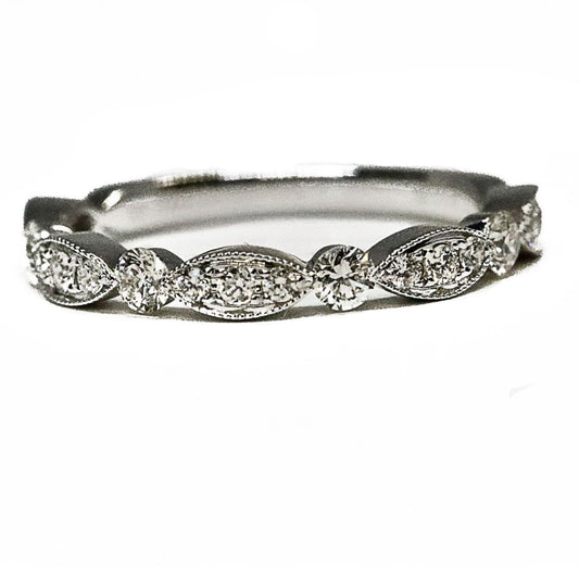 Antique Inspired Diamond Stackable in 18kt Gold
