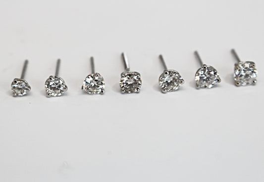 Round Diamond Studs Under 1CT G Color/SI1 Clarity